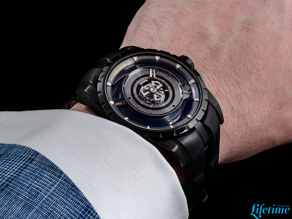 Roger Dubuis Orbis in Machina Central Monotourbillon Ref. DBEX1157
