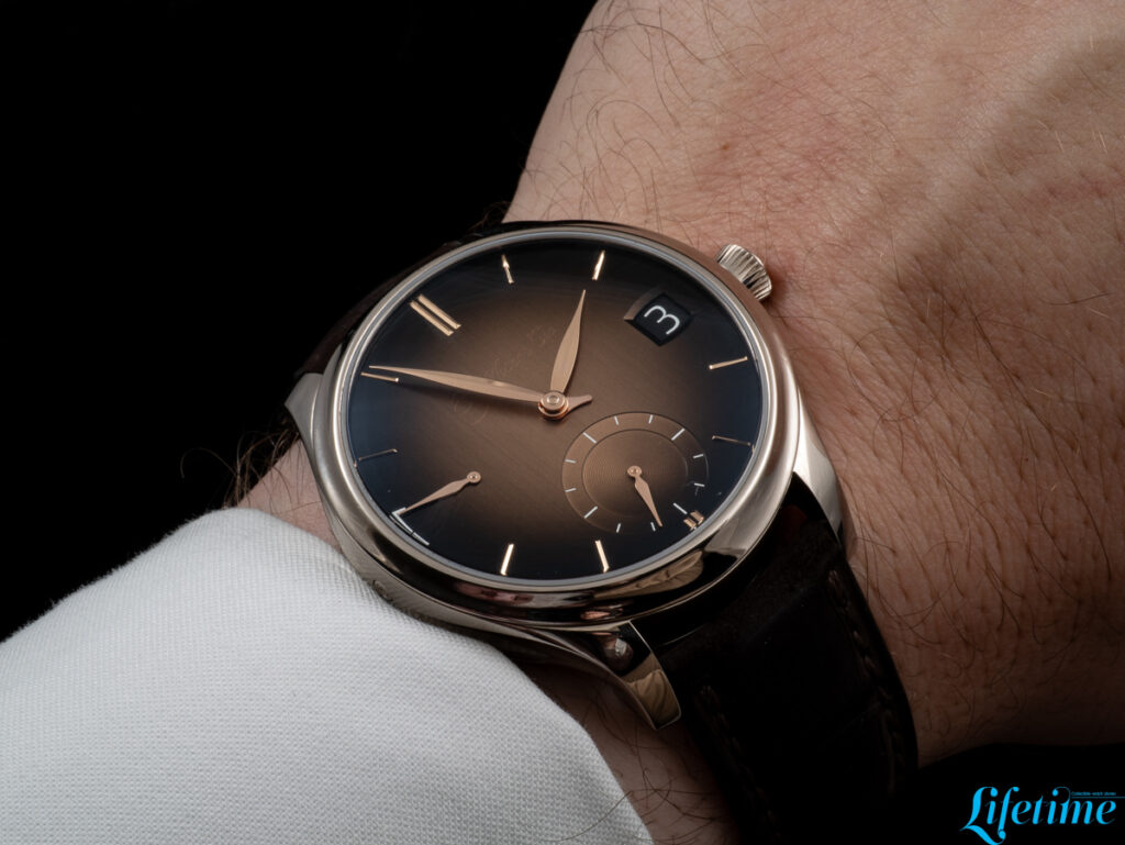 H. Moser & Cie. Endeavour Perpetual Calendar Smoked Salmon